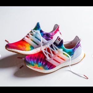 *RARE* Woodstock Nice Kicks x Adidas Tie-Dye Ultraboost